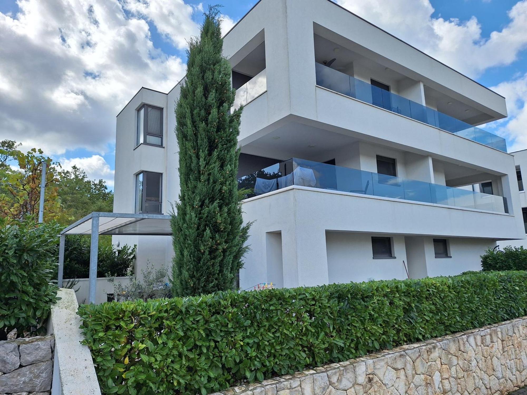 Apartment White Vantacici Bagian luar foto