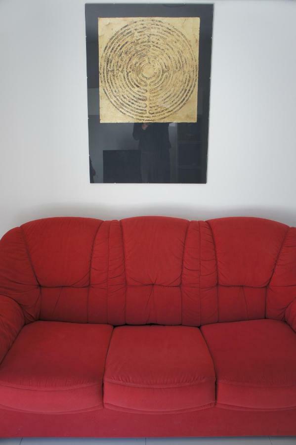 Apartment White Vantacici Bagian luar foto